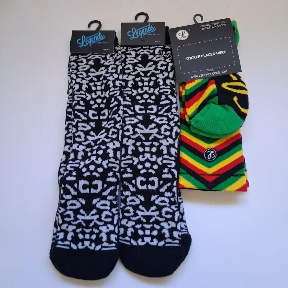 New Legends Men's Size 9 - 11 Three Pair of Mid Calf Cotton Blend Socks